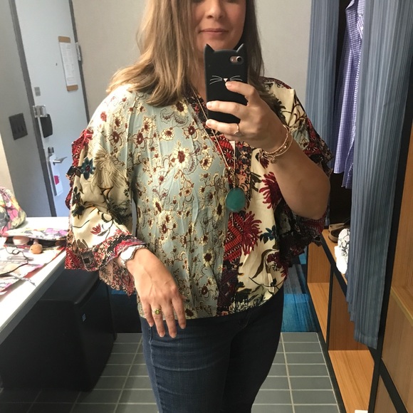 ♥️1 left ♥️ floral print top - Picture 4 of 4